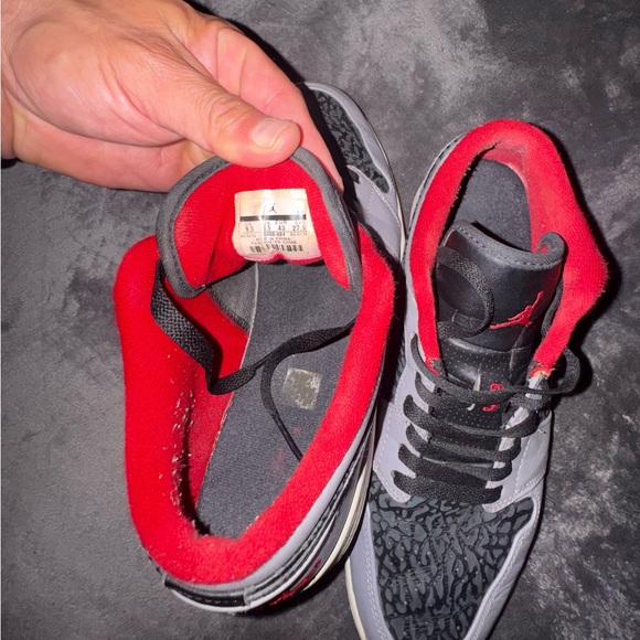 Jordan Black and Red Athletic Shoes - Picture 3 of 5